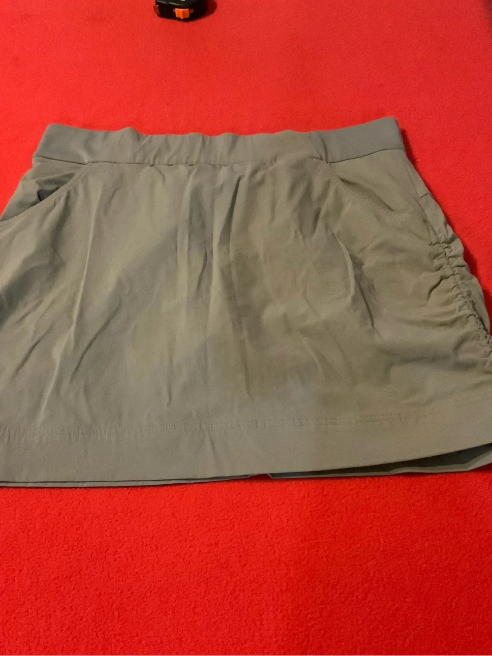 Columbia Omni-Shield Skort Women's Gray Stretch Hiking Walking Skirt - Size L